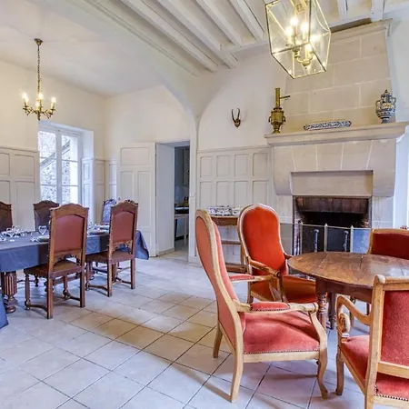10 Bedroom Stunning In בית נופש אספאיו