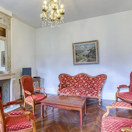 10 Bedroom Stunning In *